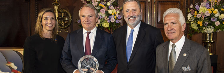 Aegon CEO receives two awards for US-Dutch business ties