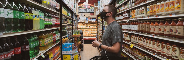 7 ways to outsmart the shopkeeper and stick to your budget