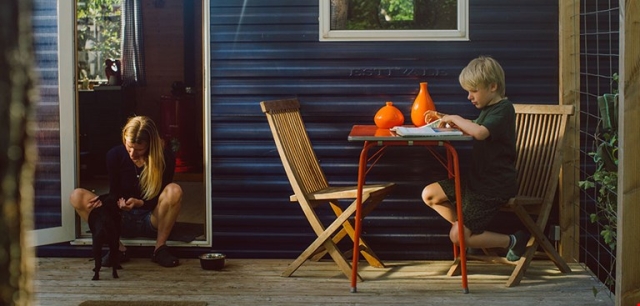 Kid and mom on the porch
